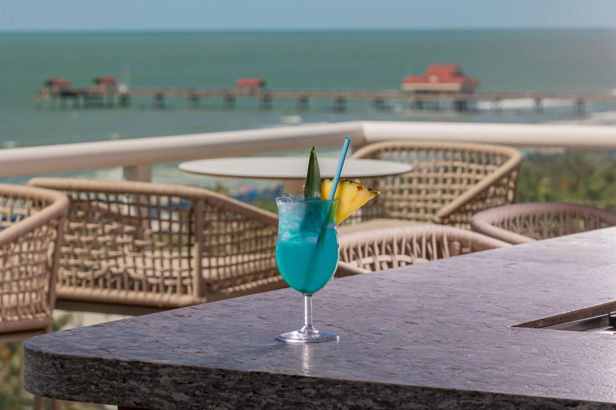 The Hiatus Clearwater Beach, Curio Collection By Hilton Экстерьер фото